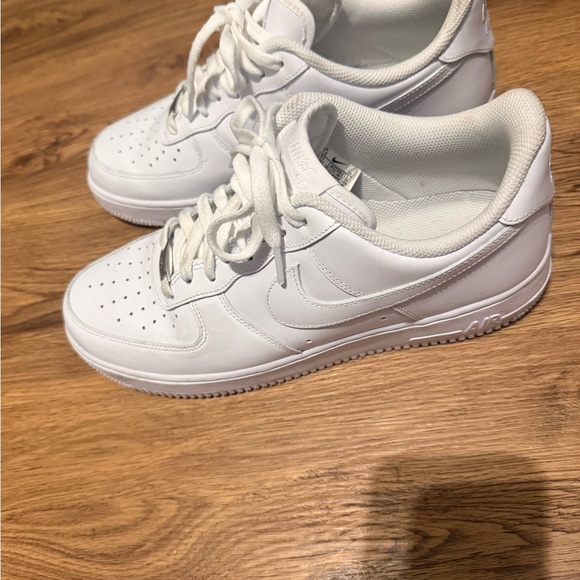 White Air Force 1s - Picture 2 of 7